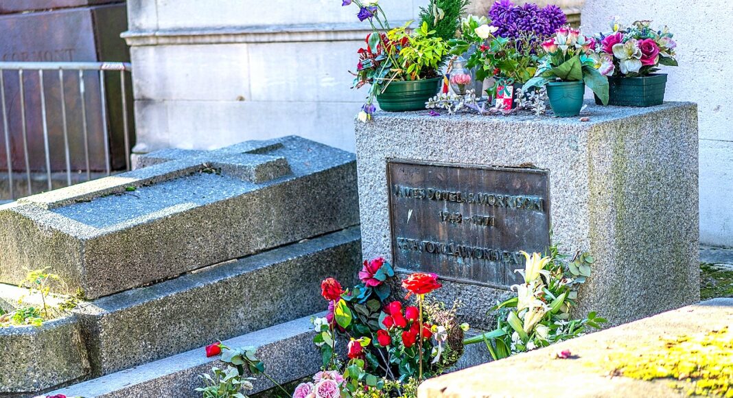 tumba de jim morrison en paris